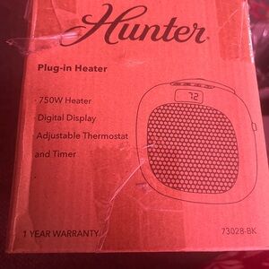 NWT Hunter plug in heater w/digital display, adjustable thermostat and timer